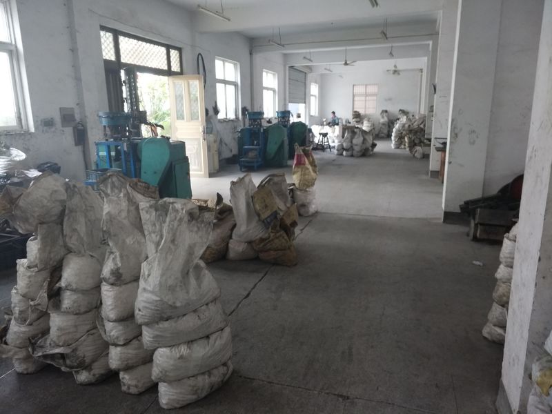 Shenzhen LuoX Electric Co., Ltd productielijn van de fabrikant